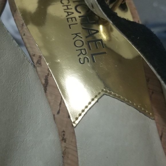 Suede sandals - Picture 7 of 8